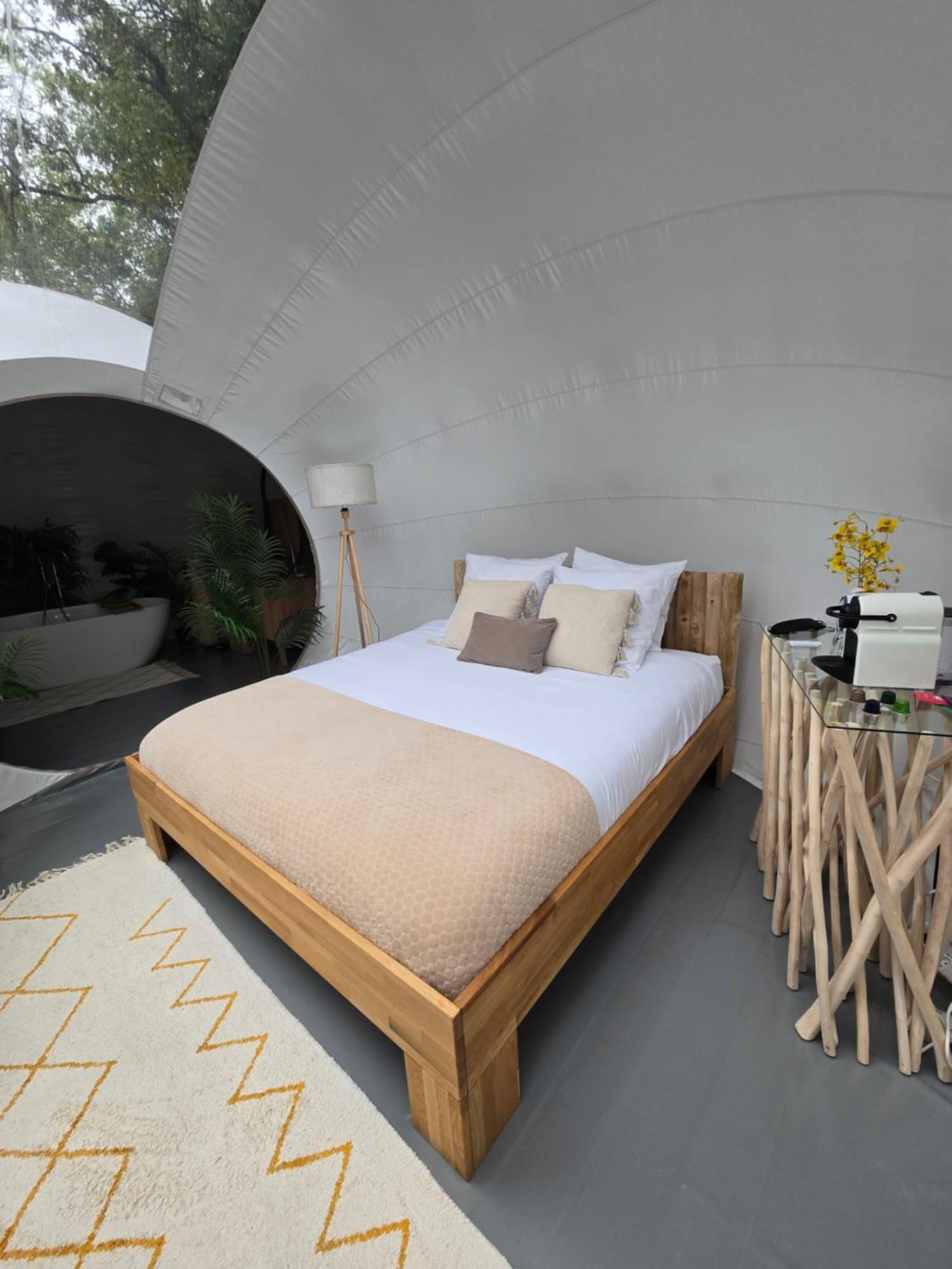 La Bulle Perchee De Chantilly Жувьё Экстерьер фото